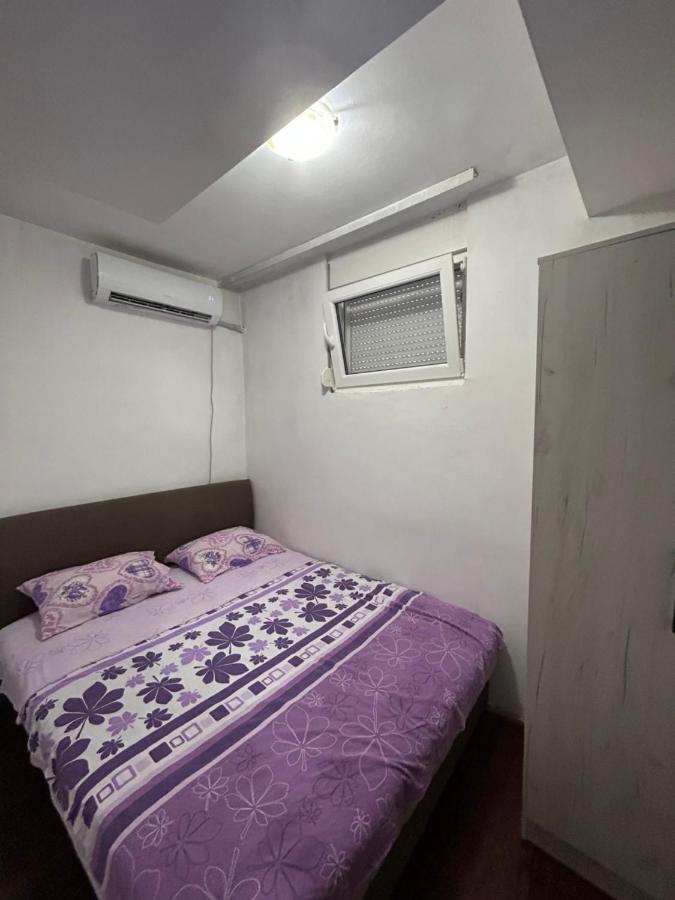 Apartment Sara Podgorica Buitenkant foto