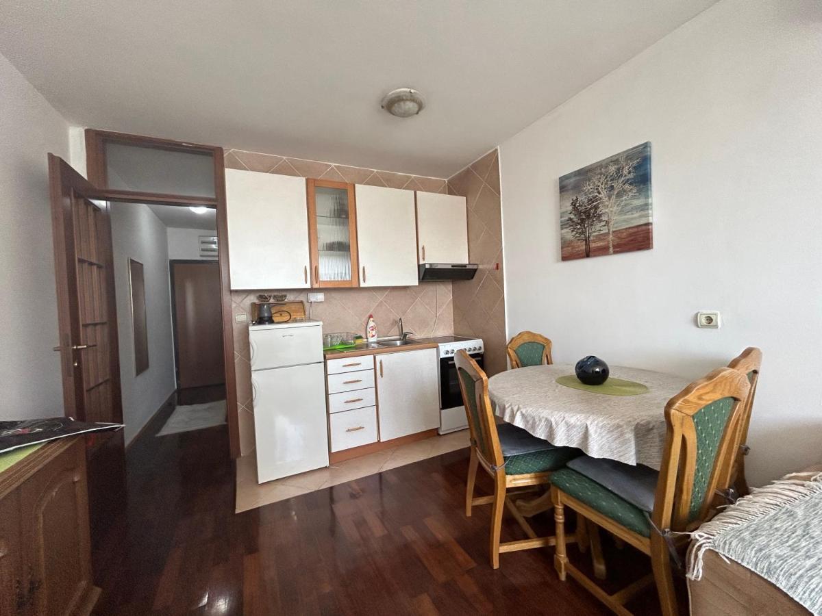 Apartment Sara Podgorica Buitenkant foto